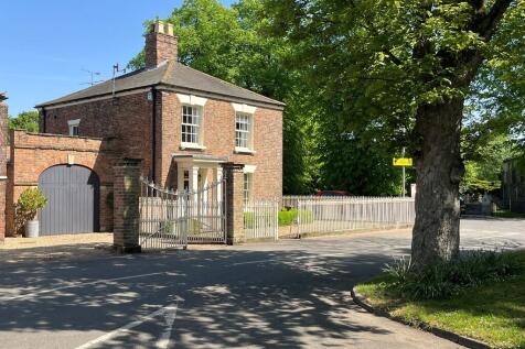 High Street, Moulton, PE12 6NL 4 bed detached house for sale