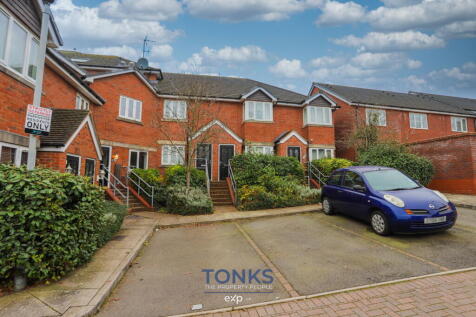 Bristnall Hall Road, Oldbury B68 1 bed apartment for sale