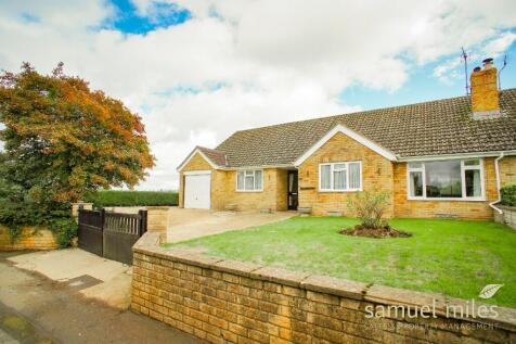 3 bedroom semi-detached bungalow for sale
