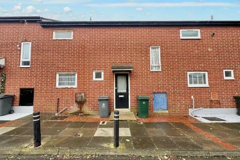 3 bedroom terraced house for sale