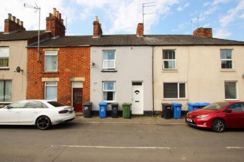 Field Street, Kettering, NN16 2 bed terraced house for sale