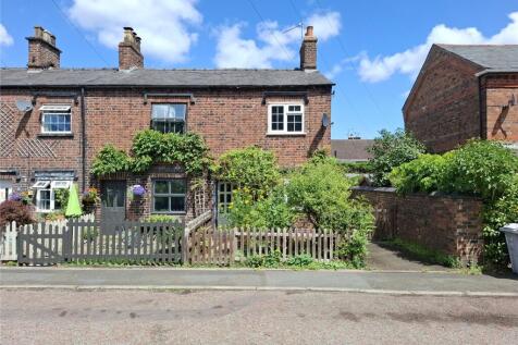 Chelford, Macclesfield, Cheshire 2 bed end of terrace house for sale