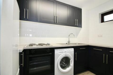 1 bedroom maisonette for sale