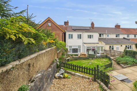 London Road, Whimple, Exeter, EX5 2PU 3 bed terraced house for sale
