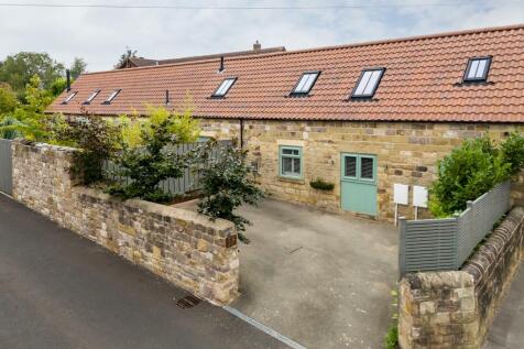 Kiveton Lane, Todwick, Sheffield 3 bed detached house for sale