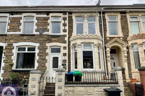 Queen Street, Abertillery 2 bed terraced house for sale