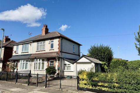 2 bedroom semi-detached house for sale