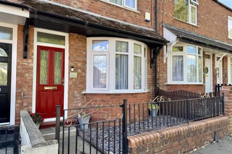 2 bedroom terraced house for sale