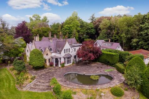 6 bedroom character property for sale