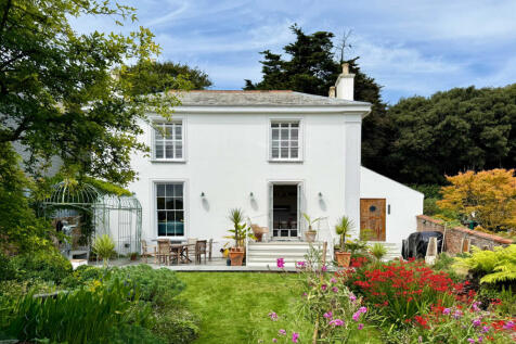 Lancefield House 4 bed detached house for sale