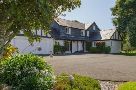 7 bedroom detached house for sale