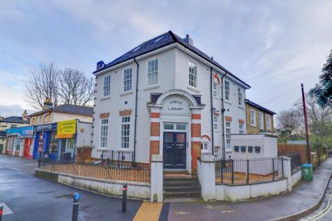 Oak Road, Woolston 1 bed ground floor flat for sale