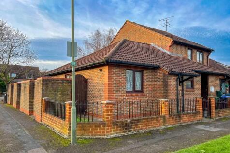 1 bedroom bungalow for sale