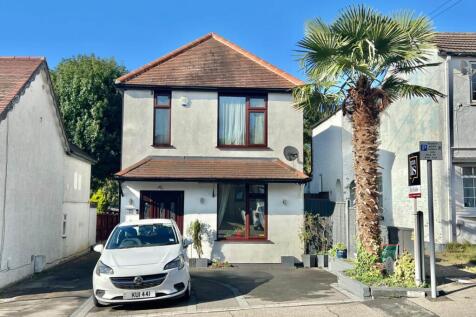 Cromwell Road, Brentwood CM14 3 bed detached house for sale