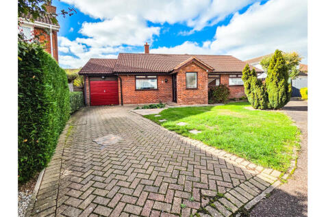 Caray Grove, Creech St Michael, Taunton 3 bed detached bungalow for sale