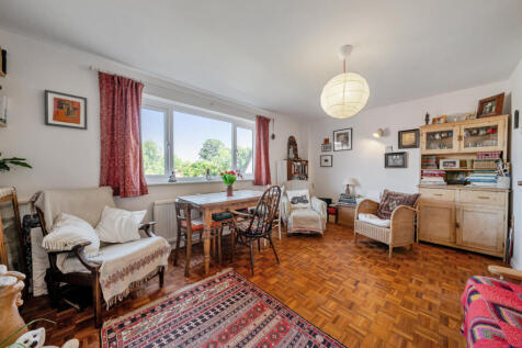 Oasthouse Court, Essex CB10 2 bed terraced house for sale