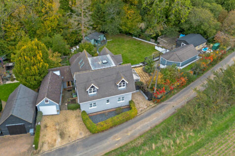 Kates Lane, Saffron Walden CB10 7 bed detached house for sale