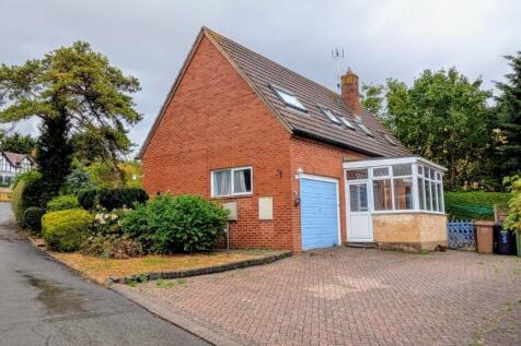 Lynwood Close, Worcestershire WR11 3 bed detached house for sale