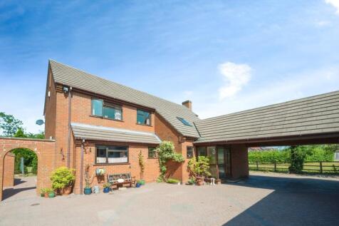 Stanton Fields, Pershore WR10 4 bed detached house for sale