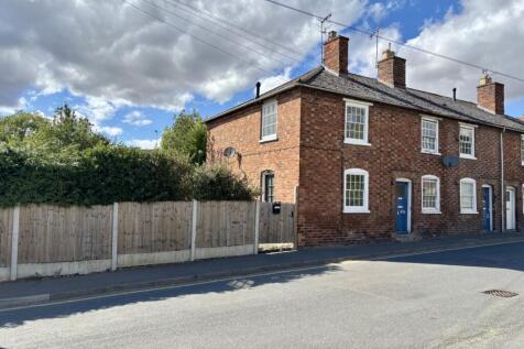 Priest Lane, Worcestershire WR10 2 bed end of terrace house for sale