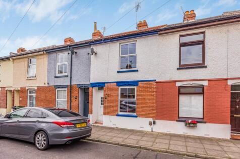 Pleasant Road, Hampshire PO4 2 bed terraced house for sale