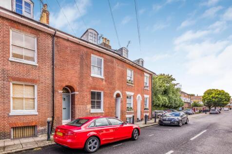 King Street, Hampshire PO5 3 bed terraced house for sale