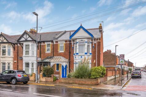 Locksway Road, Hampshire PO4 3 bed end of terrace house for sale