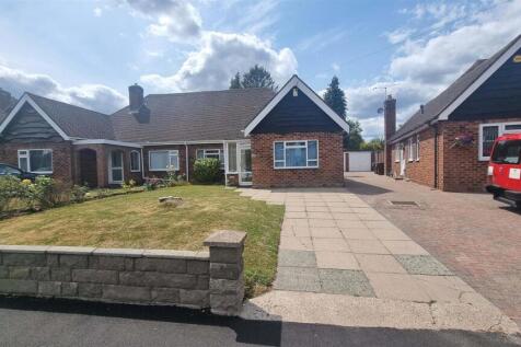 3 bedroom semi-detached bungalow for sale