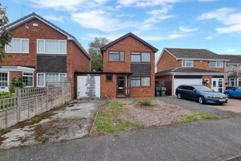The Spinney, Wythall 3 bed link detached house for sale
