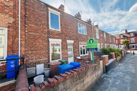 Marshfield Road, East Yorkshire DN14 2 bed terraced house for sale