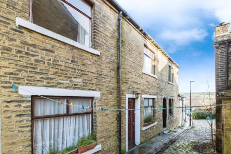 Skircoat Green, West Yorkshire HX3 2 bed terraced house for sale