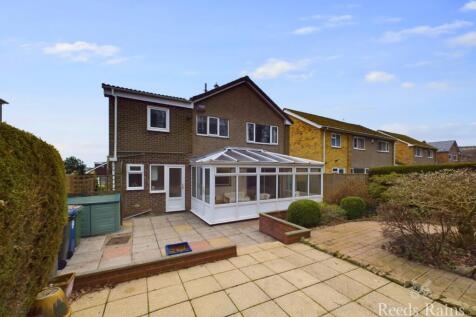 Sorrell Grove, North Yorkshire TS14 4 bed detached house for sale