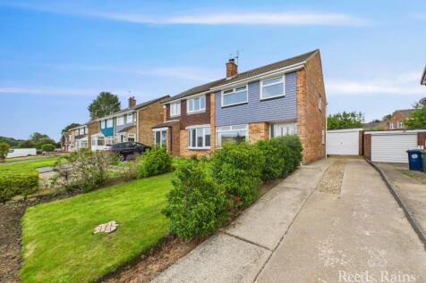 Byland Close, North Yorkshire TS14 3 bed semi