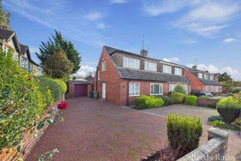 Charlton's Garth, North Yorkshire TS14 3 bed bungalow for sale