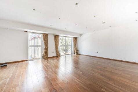 Longmoore Street, Victoria, London, SW1V 3 bed flat for sale