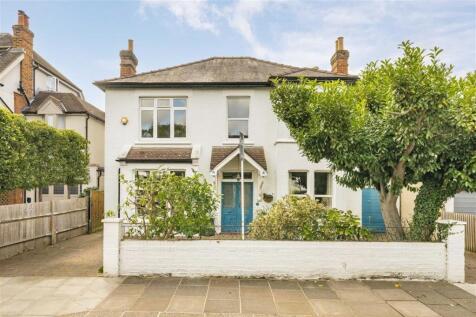 Holmesdale Road, Teddington TW11 5 bed house for sale