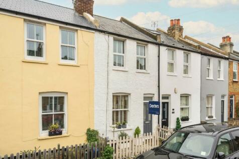 2 bedroom terraced house for sale