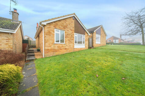 Simons Walk, Pattishall, Towcester... 2 bed bungalow for sale