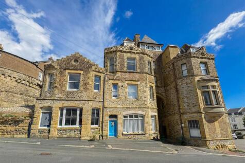 1 bedroom ground floor flat for sale