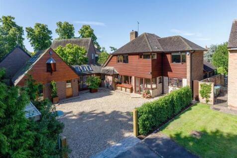 Wellesbourne Road, Barford, Warwick 5 bed detached house for sale