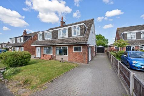 St. Peters Close, Lymm WA13 3 bed house for sale