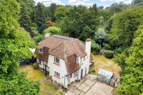 Bagshot Road, Bracknell RG12 3 bed detached house for sale