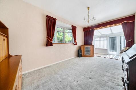 3 bedroom detached bungalow for sale