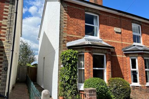 Norton Road, Tunbridge Wells 3 bed semi