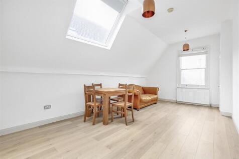 Sheen Lane, East Sheen, SW14 2 bed flat for sale