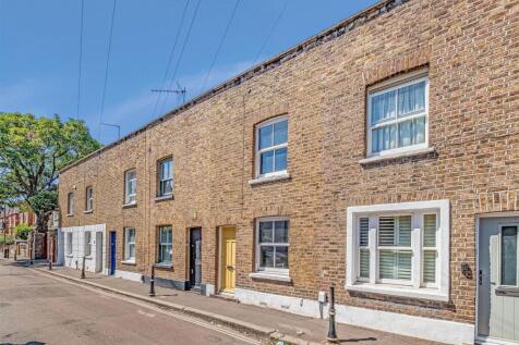 Queens Road, East Sheen, SW14 2 bed terraced house for sale