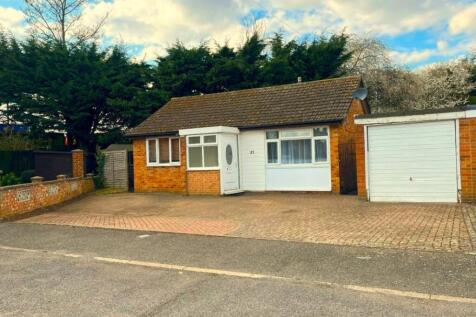 Worcester Close, Newport Pagnell, MK16 2 bed detached bungalow for sale