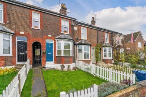 Spring Gardens Road, High Wycombe, HP13 2 bed terraced house for sale