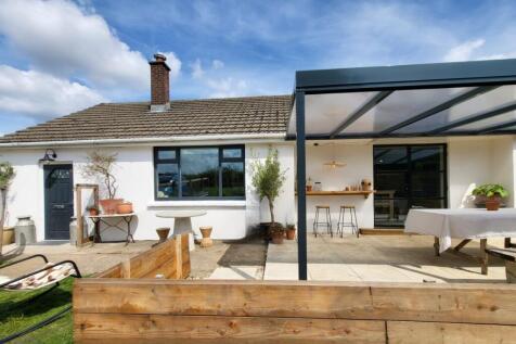Stoney Cross, EX39 3 bed detached bungalow for sale