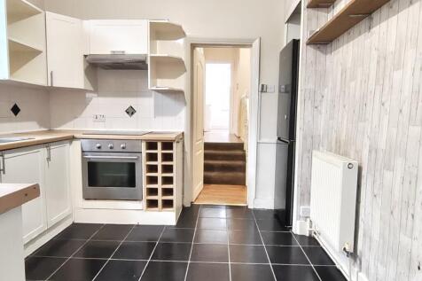 Radford Road, London, SE13 2 bed maisonette for sale